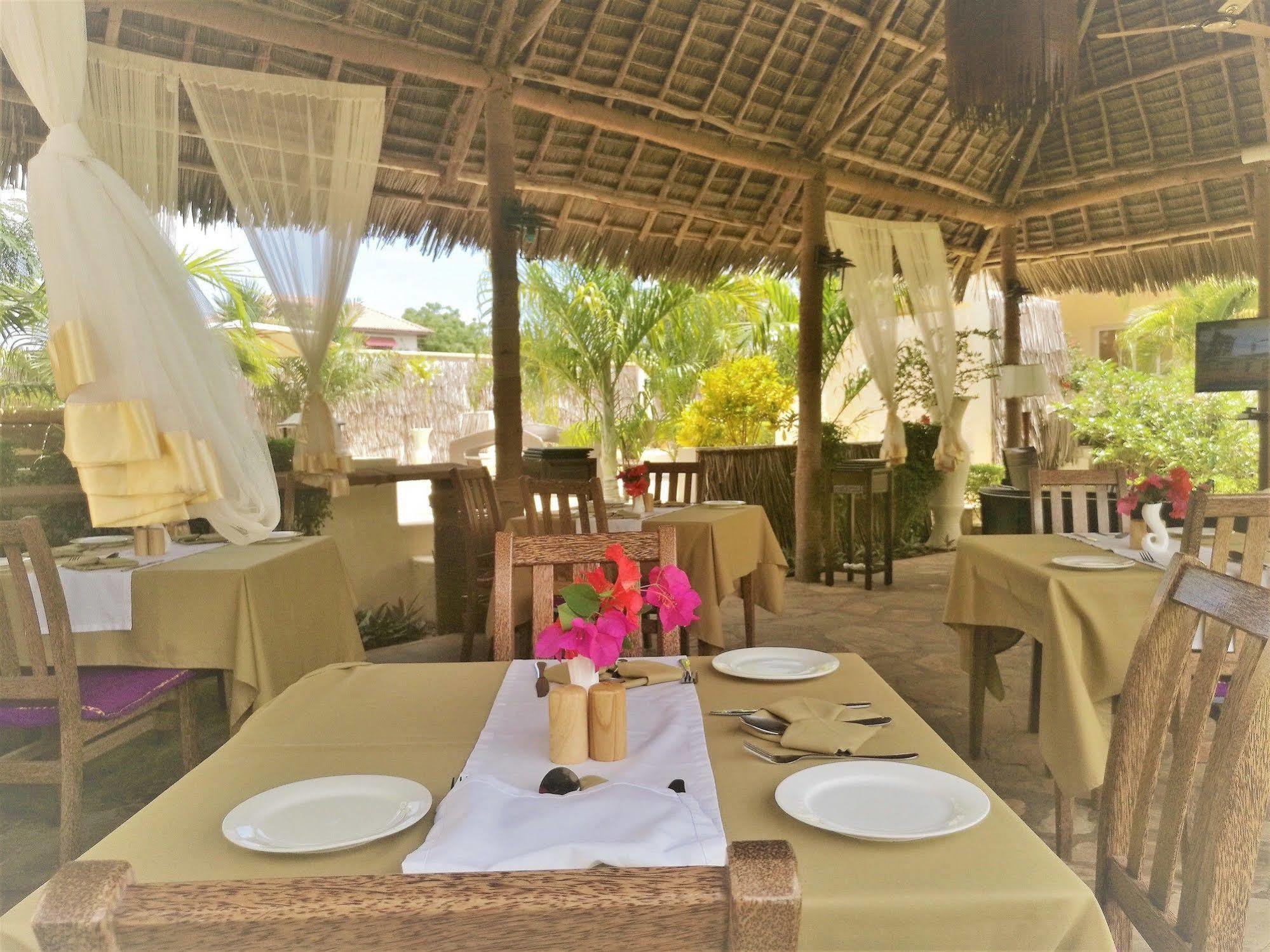 The Island Beach Resort Zanzibar Exterior foto